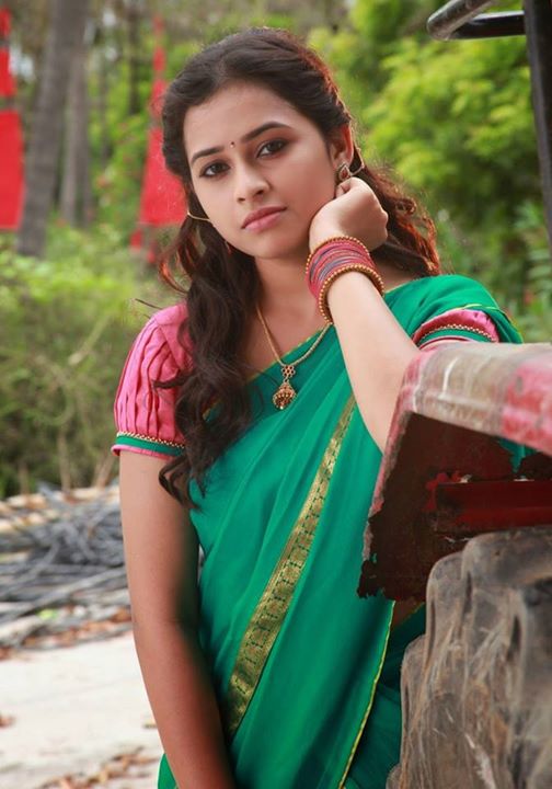 Sri Divya in green saree