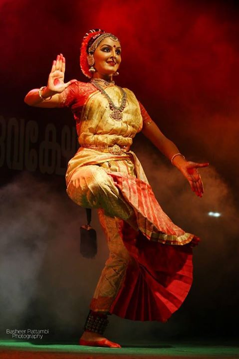 Manju Warrier Dancing Pose