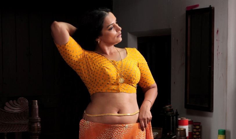 Shwetha Menon HOT Malayalam Actress (8)