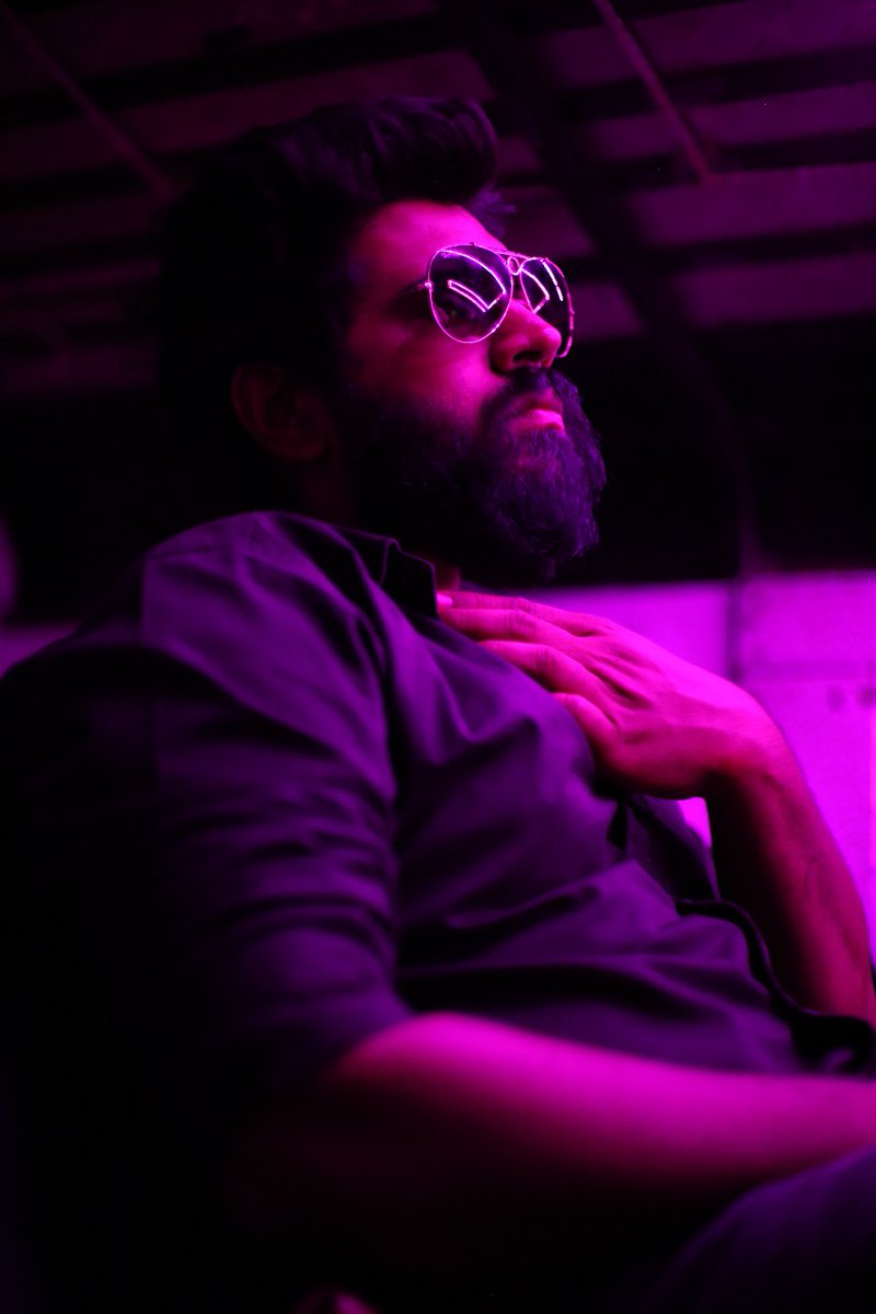 Nivin Pauly Mass Photo