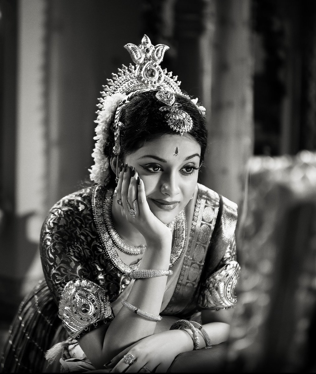 Keerthy Suresh in Mahanati