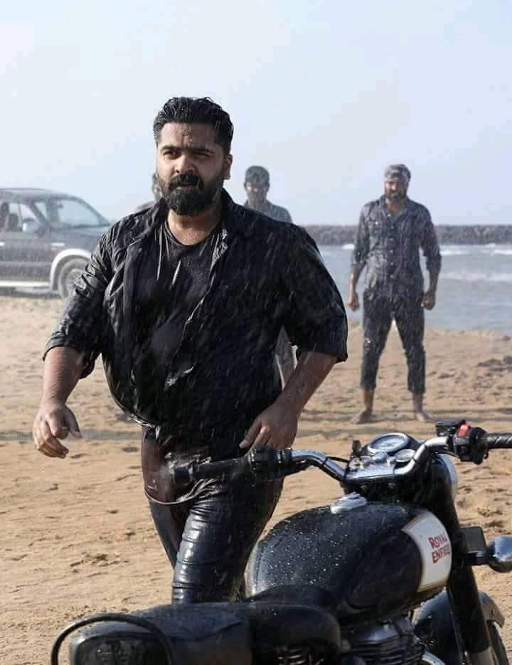 Simbu Silambarasan in Chekka Chivantha Vaanam