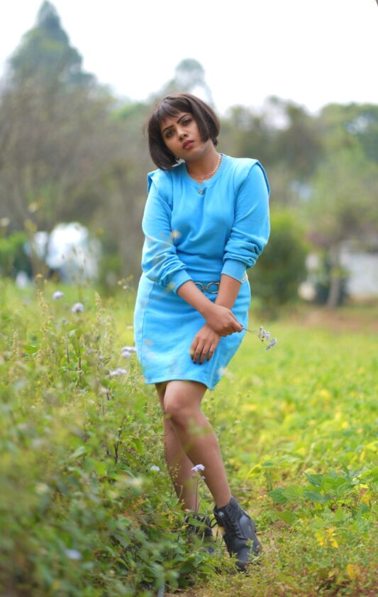 Karikku Female Actress Name Vidhya Vijaykumar