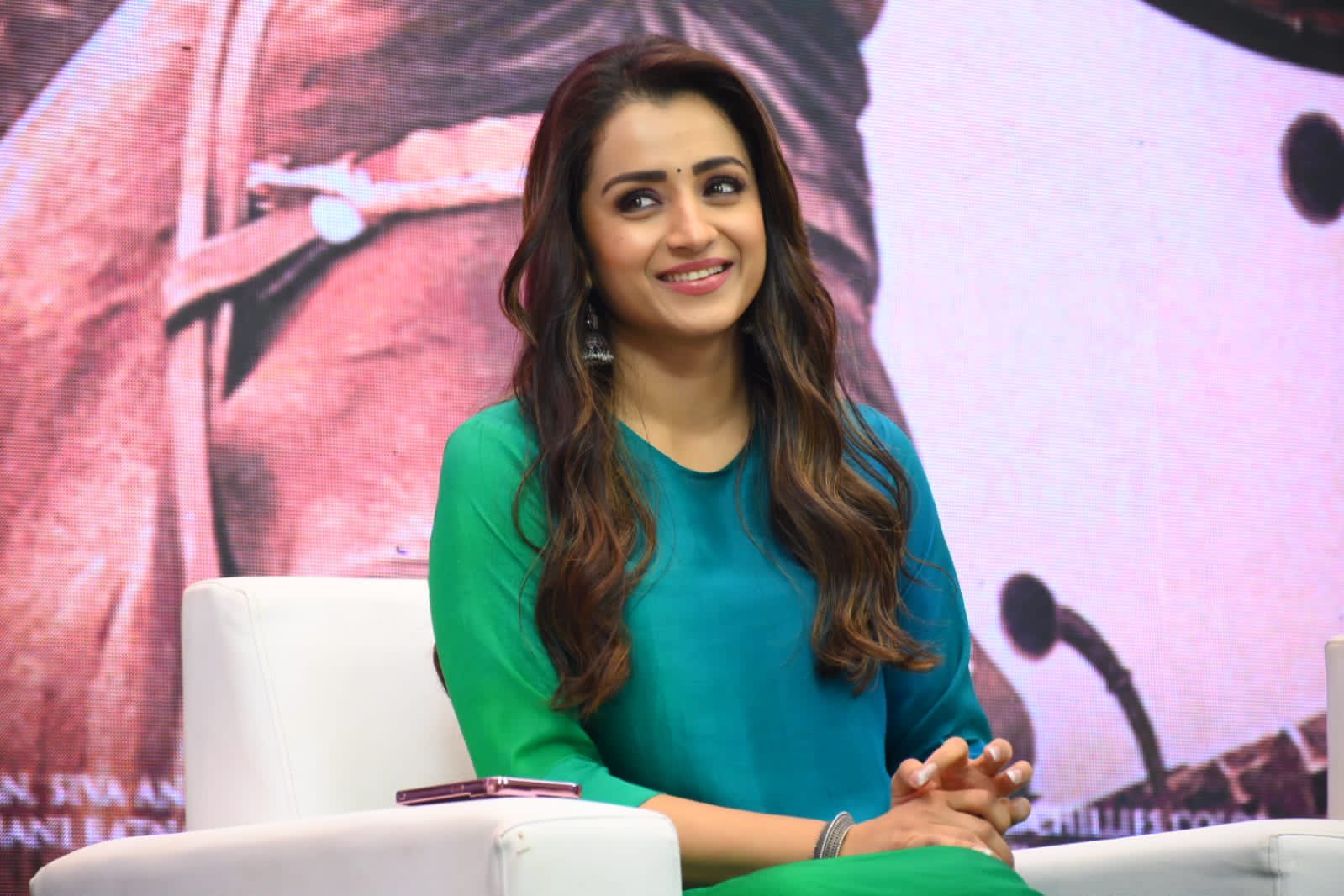 Trisha Krishnan Smile Ponniyin Selvan Promotion