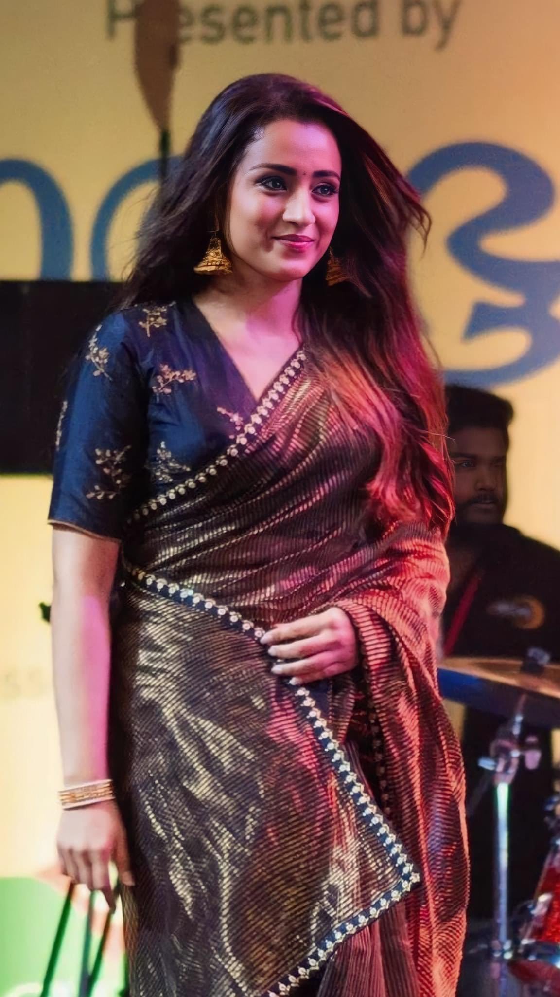 Trisha Krishnan in Black Saree
