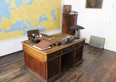 Schindler Factory Museum - Schindler's desk