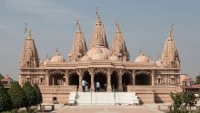 Pandits in Mumbai