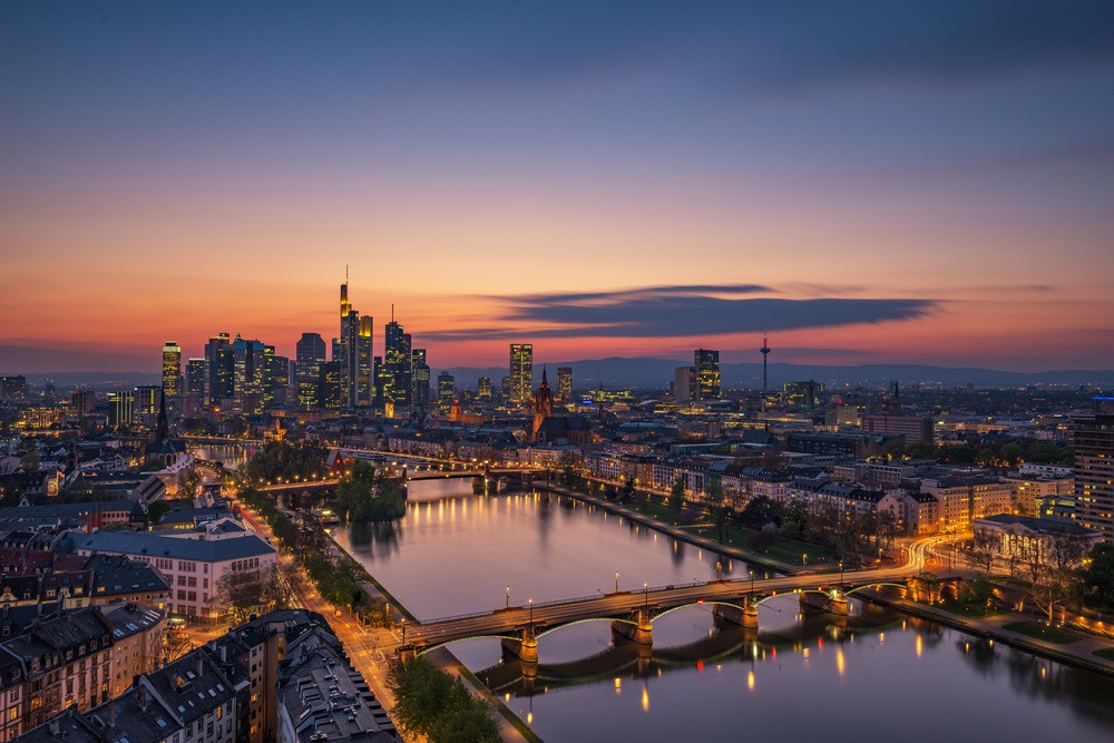 frankfurt-skyline-at-sunset-poster