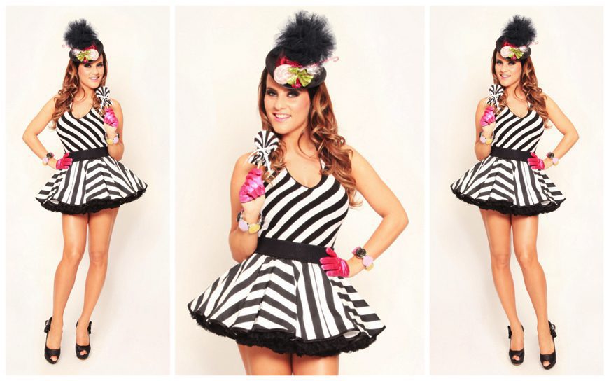 Black & White Pink Girls: Betoverend gastvrij en promotie met stijl. Voeg allure toe aan uw evenement met Special Modellen!