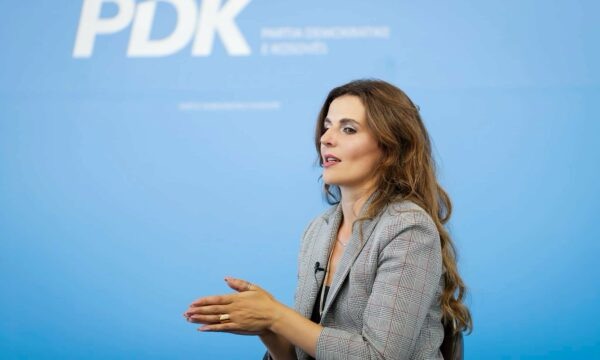 Çitaku për Kurtin  Tentoi të sundojë sepse nuk dinte të qeverisë