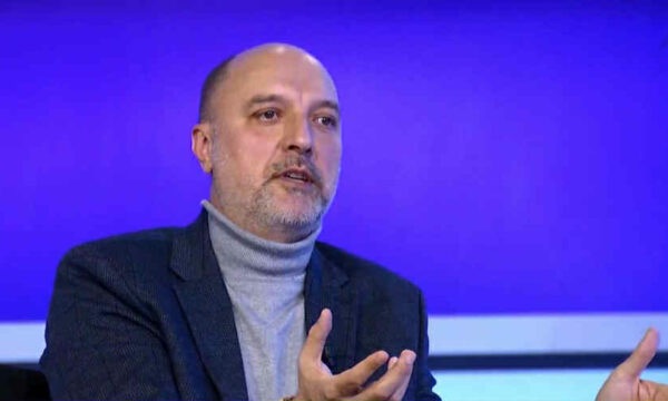 Visar Ymeri i tregon  koalicionet  e VV së në balotazh  Kurti tha se të gjithë u bënë bashkë kundër tyre