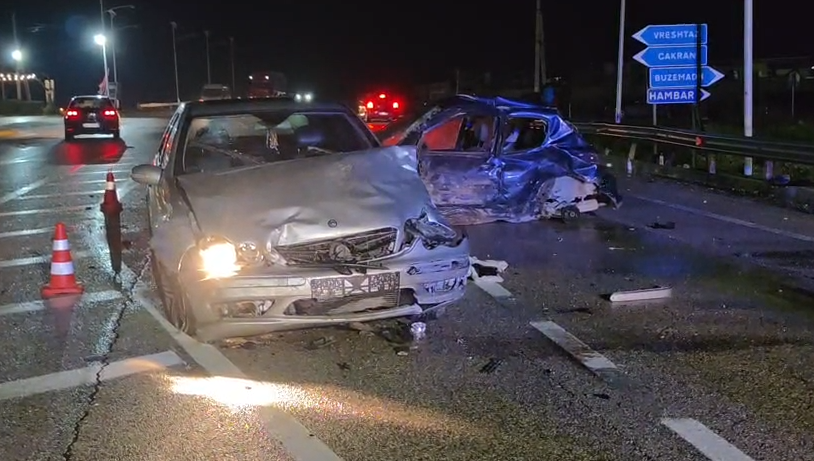 Aksident i rëndë në rrugën Levan Tepelenë  vdes 16 vjeçari