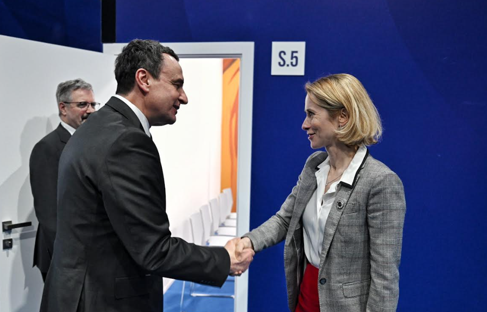 Kurti takohet me Kallasin  flasin për integrimin në BE dhe dialogun Kosovë Serbi