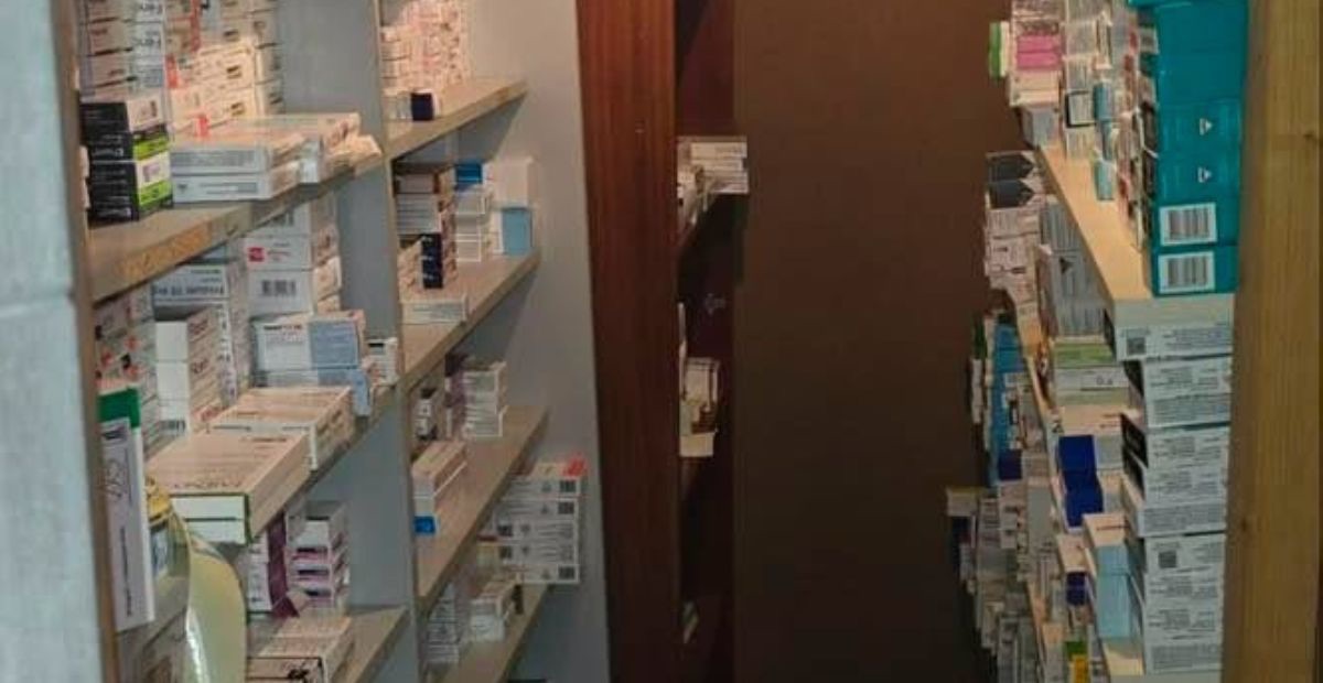 Dogana sekuestron mbi 2 mijë e 500 pako barnash pa banderola RKS  vlera mbi 20 mijë euro