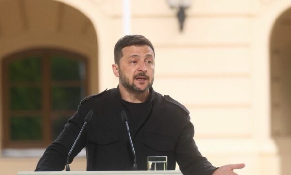 Zbulimi i Zelenskyt  SHBA ja synon bisedime të drejtpërdrejta mes Ukrainës dhe Rusisë  propozon një takim trepalësh deri në fund të tetorit
