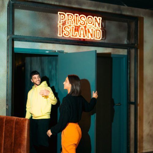 salle immersive unique de Prison Island
