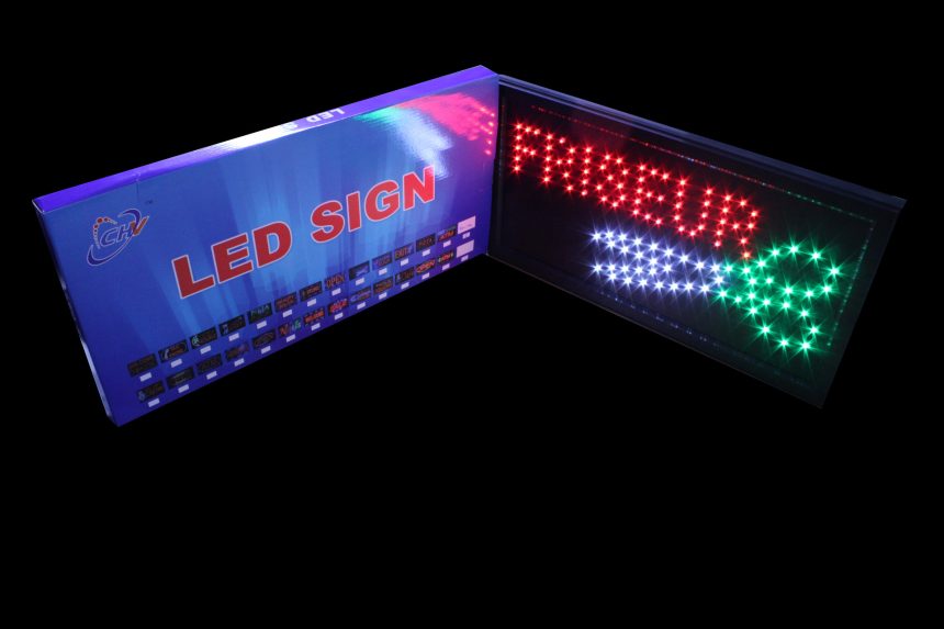 LED Laufschrift WI-FI Einseitig 20 cm 100 cm Bunt –