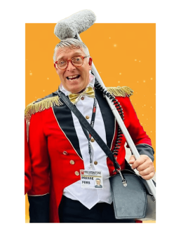 Bedrijfsanimatie Typetje Jos & Jos voor events straatanimatie animatie jos en jos pro-fun Lanaken Vlaanderen Belgie Nederland typetjes Feestanimatie grappige typetjes
