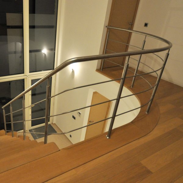 escalier inox bois