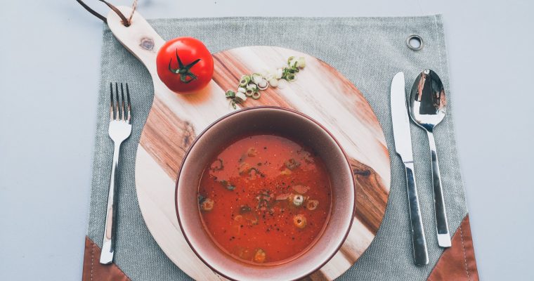 Verse tomatensoep met balletjes