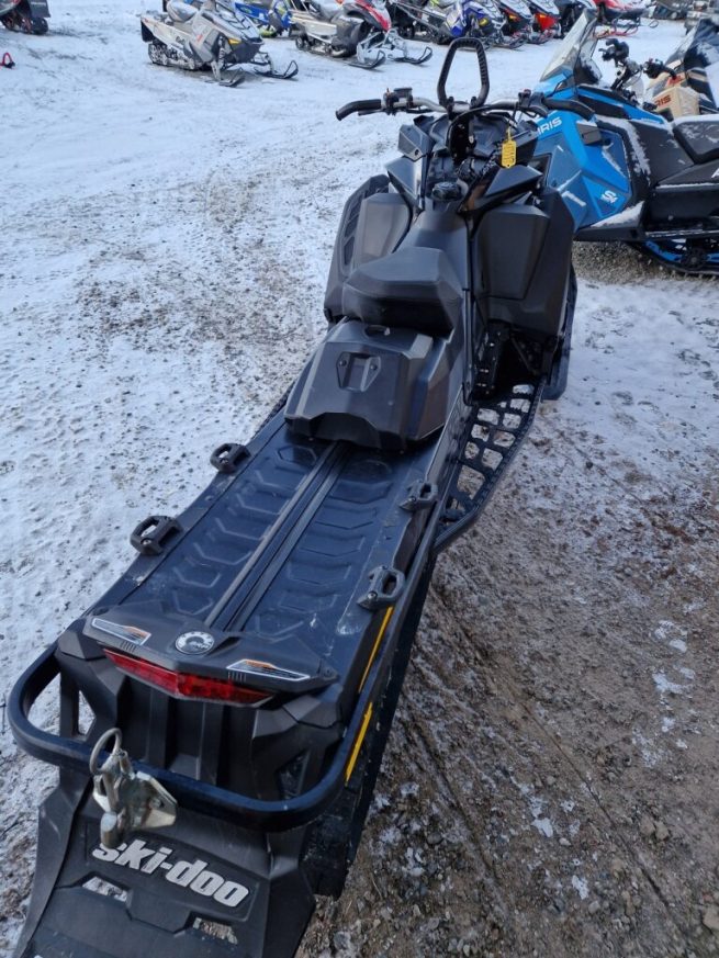 Ski-doo 600R Summit SP 146 - Bild 9