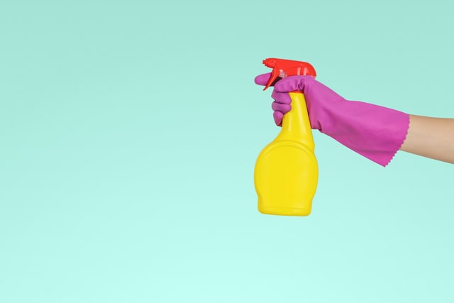 bright cleaning spray