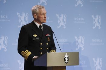 Sjef Etterretningstjenesten Nils Andreas Stensønes i forbindelse med fremlegging av årets åpne trusselvurdering. Foto: Torbjørn Kjosvold / Forsvaret