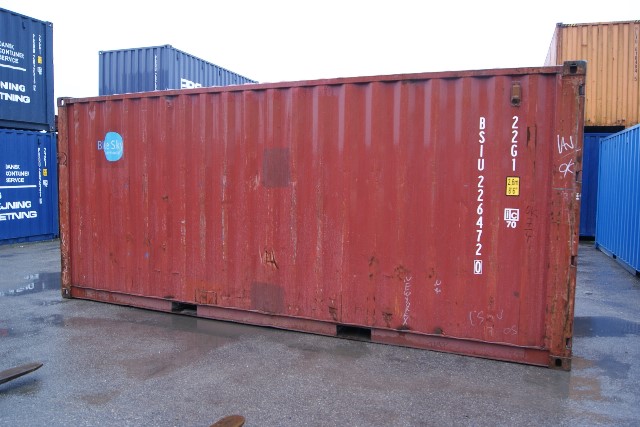 Lej en container hos PRO-trans A/S. Denne 20 fods DC skibscontainer er brugt men står i god stand