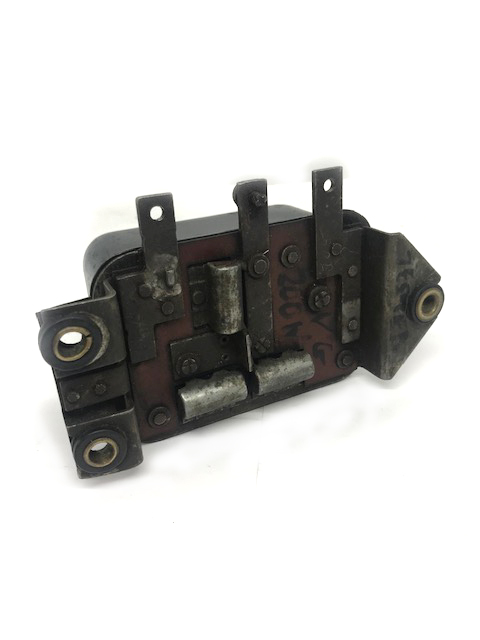 Voltage Regulator 6 Volt Bosch (Used Original) - 356A, 356B - Image 2