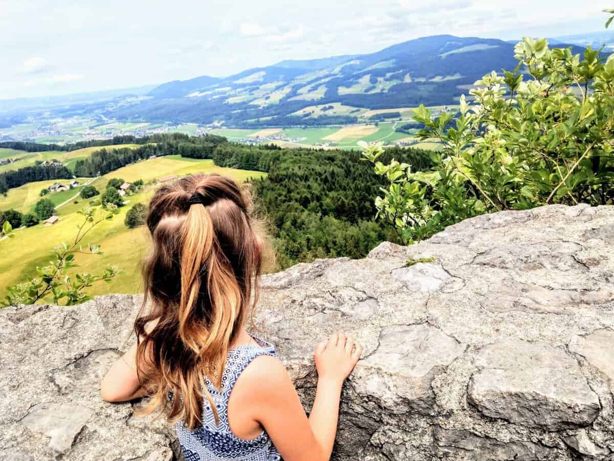 Unser Urlaub am Bauernhof im Salzburger Land war einer der schönsten und entspanntesten Urlaube überhaupt. Was wir unternommen haben und welche Highlights es gab, das erzähle ich im Urlaubsbericht.