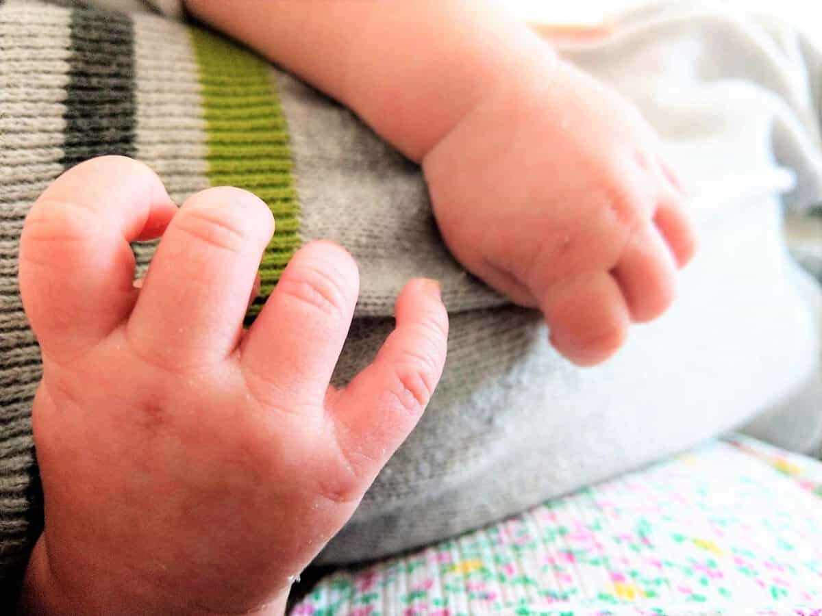 Was man im Wochenbett wirklich braucht: Zeit mit dem Baby