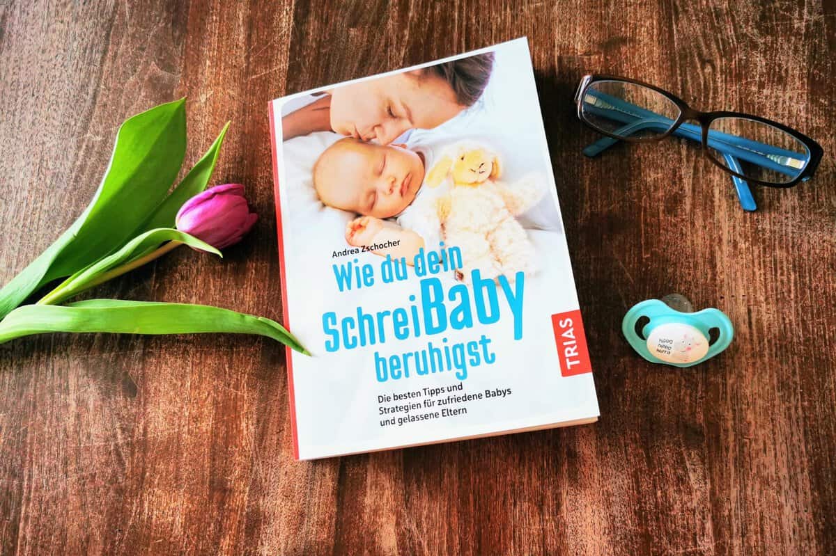 Rezension: Andrea Zschocher: Wie du dein Schreibaby beruhigst - ein liebevoller Ratgeber auf Augenhöhe, erschienen im Trias-Verlag, rezensiert auf Puddingklecks. dem Großfamilienblog mit Herz