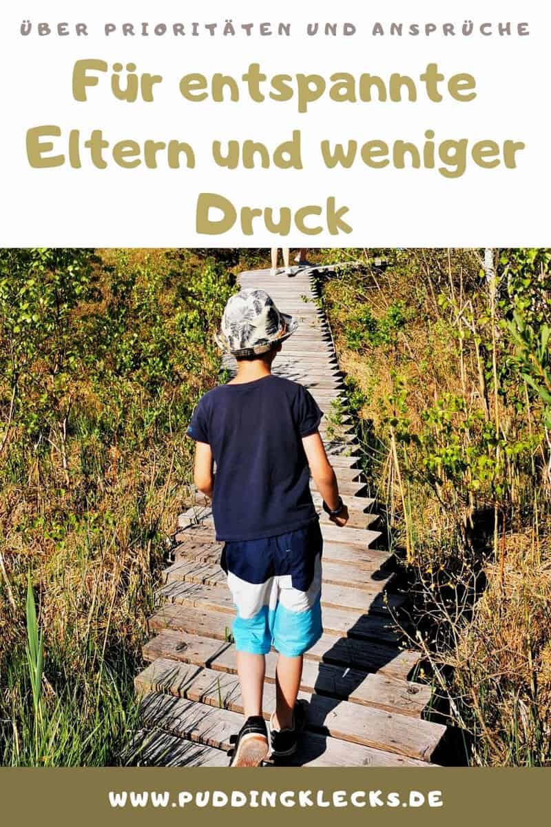 Wir Eltern sind gut genug. Wir sehen es nur manchmal nicht. Warum es sinnvoll ist, die Ansprüche zu senken und Gelassenheit zuzulassen. #kinder #kindheit #erziehung #gutgenug #kindsein #eltern #elternleben #mamablogger_de