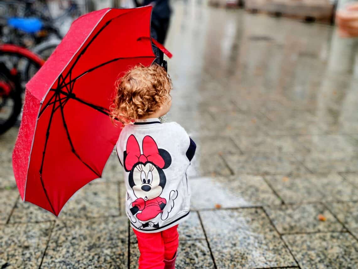 Der Wechsel von der Krippe in den Kindergarten ist ein neuer Lebensabschnitt. Julie, 6-fache Mama, erzählt, wie es ihr mit ihrem letzten Kind dabei geht.