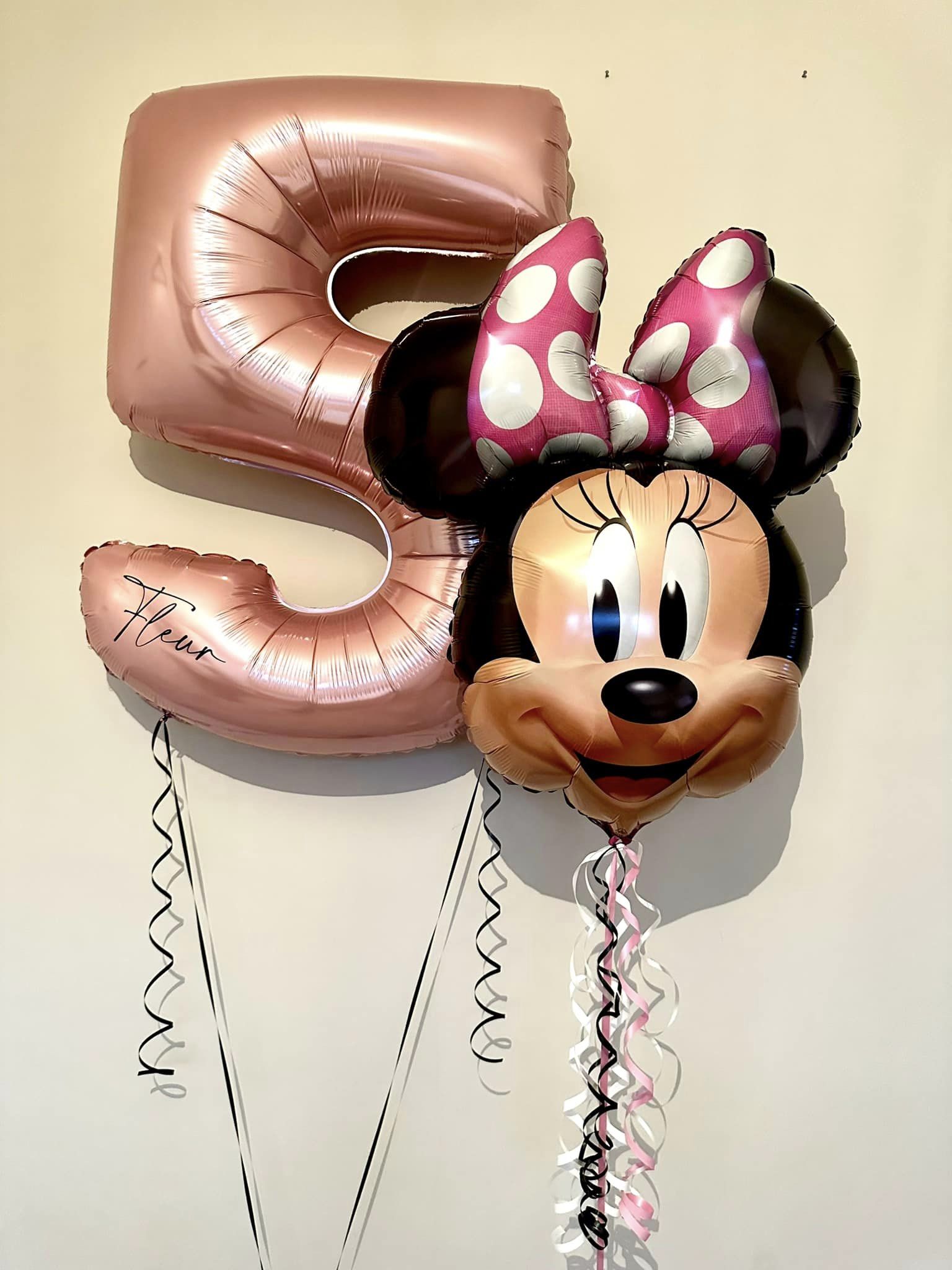5th Helium Balloon & Minnie Mouse 5th Helium Balloon & Minnie Mouse