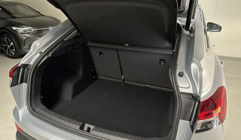 Audi Q4 e-tron 40 Sportback full