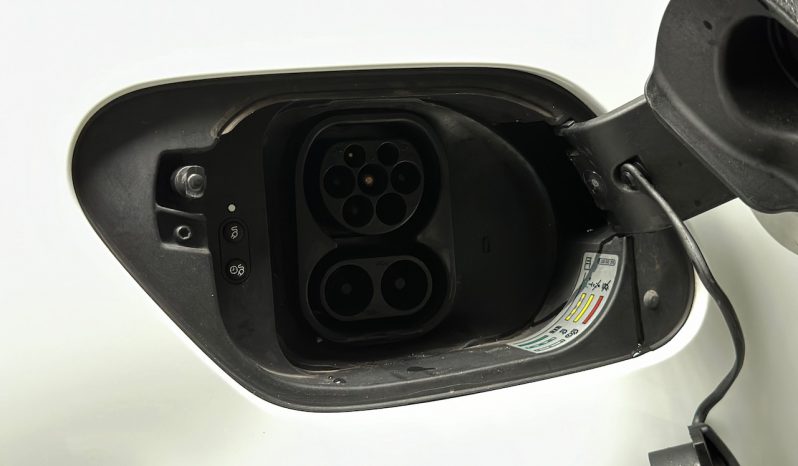 VW e-Golf full