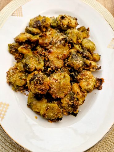 Low-Carb Crushed Brussels Sprouts