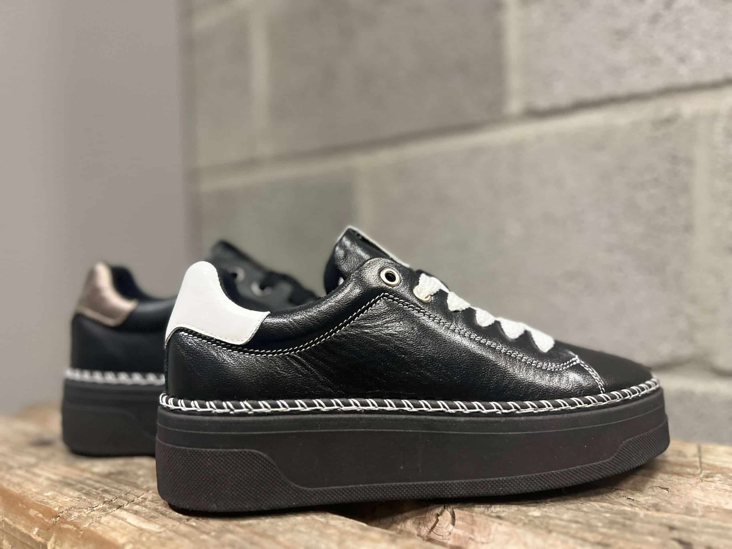 PENNY WMN BLACK&WHITE レザーソール PENNY WMN BLACK&WHITE レザーソール PENNY WMN BLACK&WHITE レザー