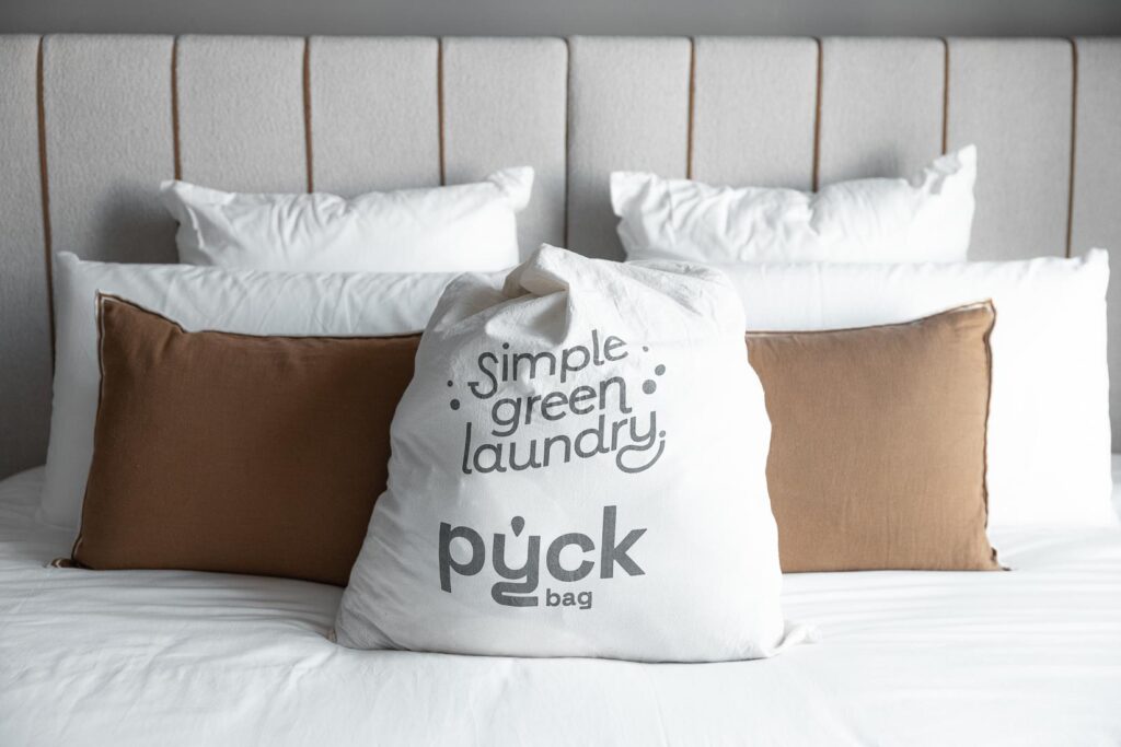 pyck. sustentabilidade. alojamento. regulamentações ambientais.