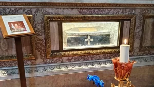 Urna che contiene i resti di Sant'Agostino