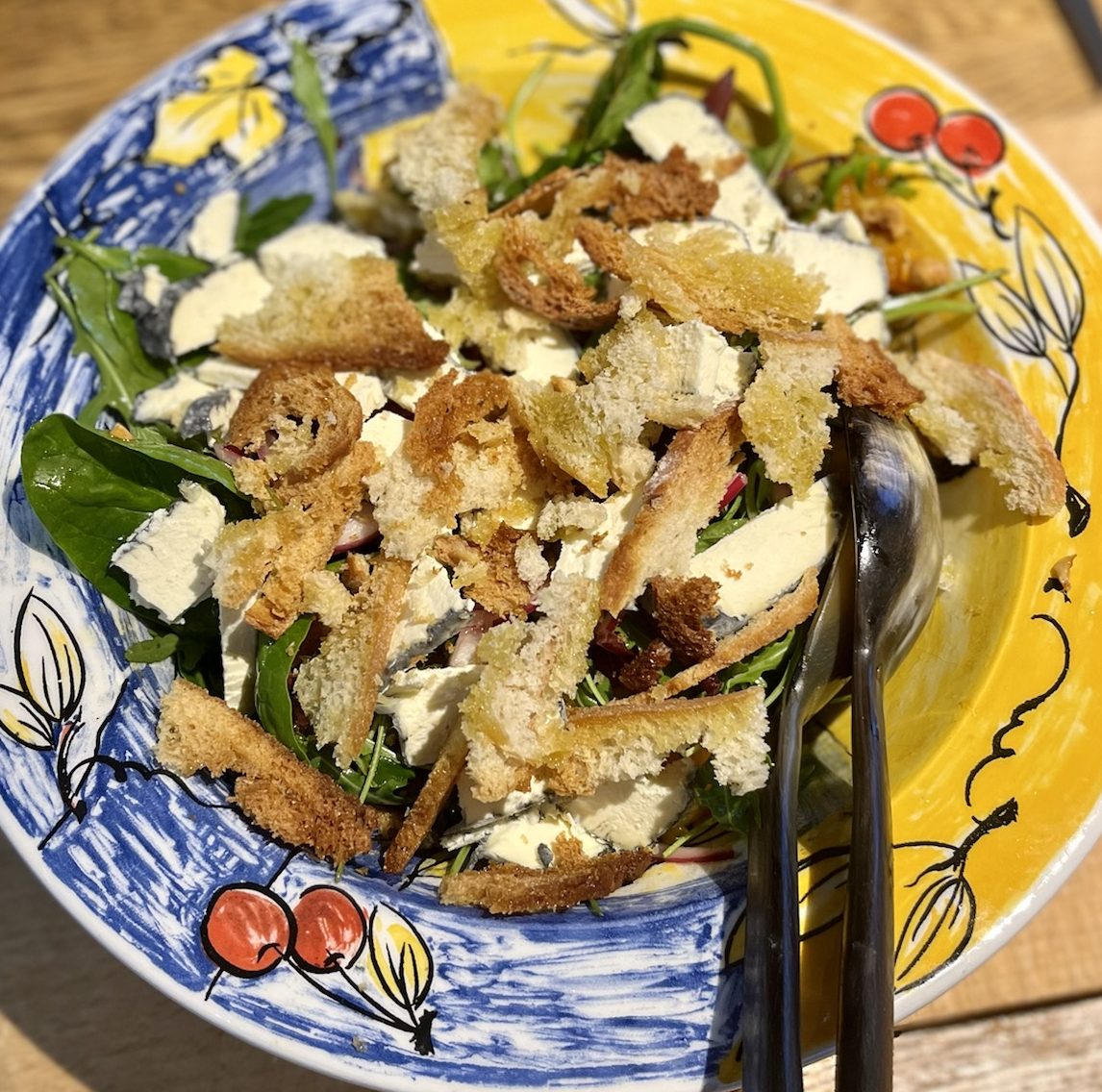 Winter salad with Lypiatt cheese