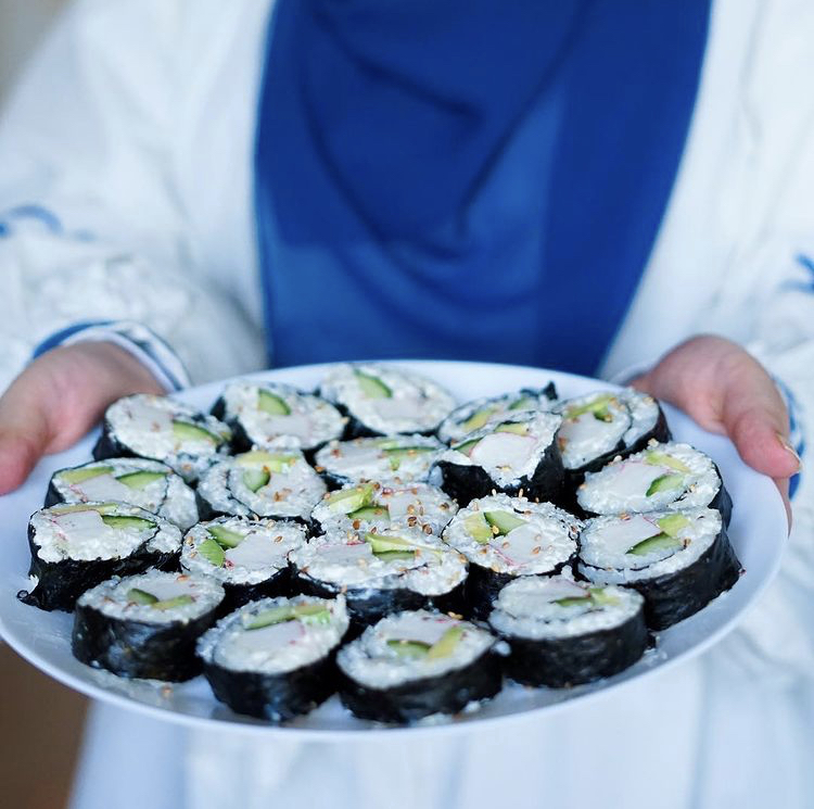 Make homemade sushi - Rafifalhashmi