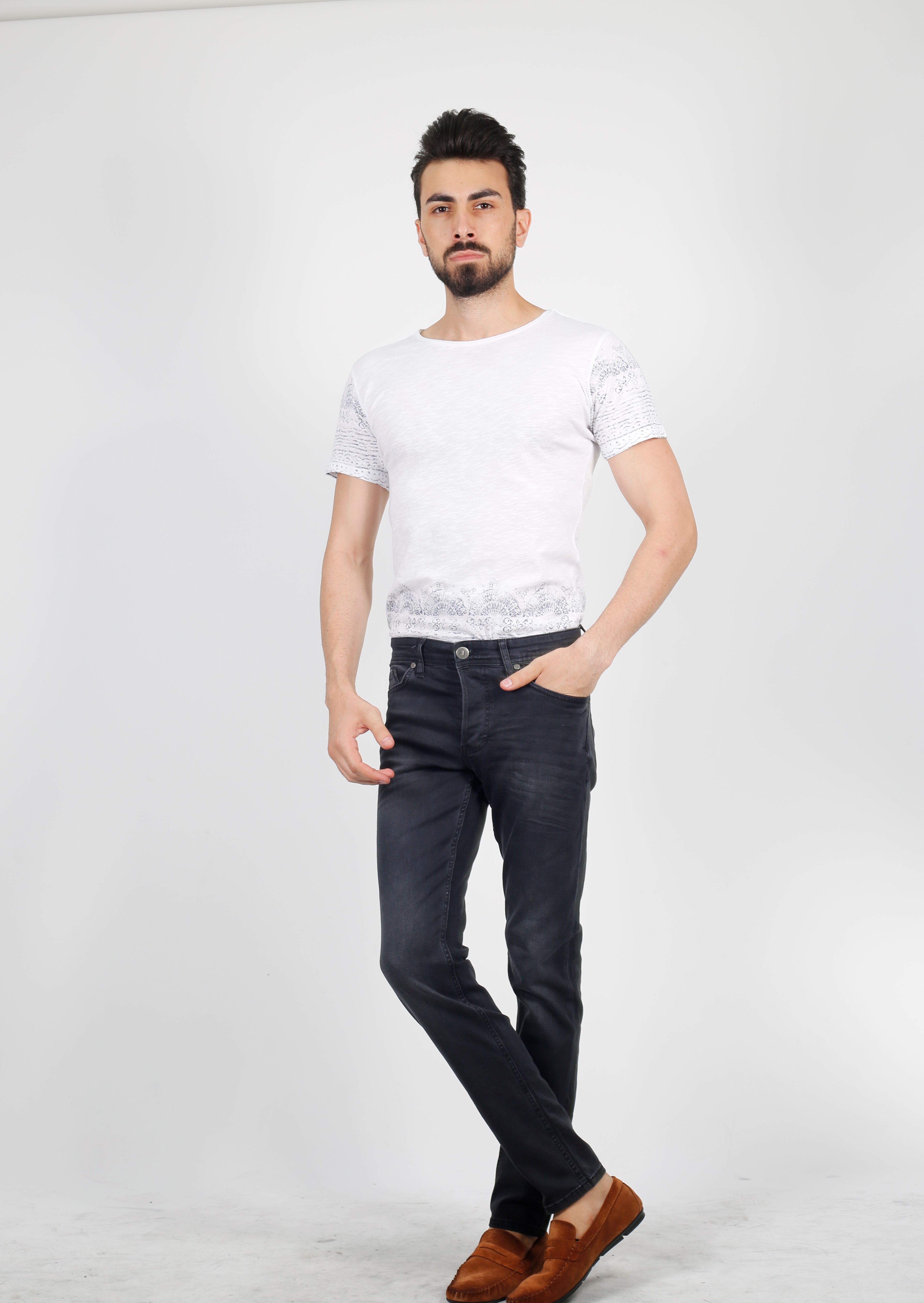 Dark Gray Jean | Rana Sapphire