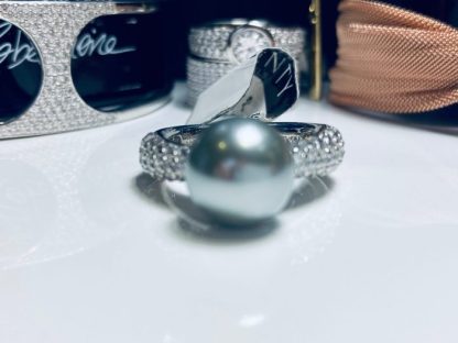 Viventy - Synthetic Grey Pearl Pavé Ring