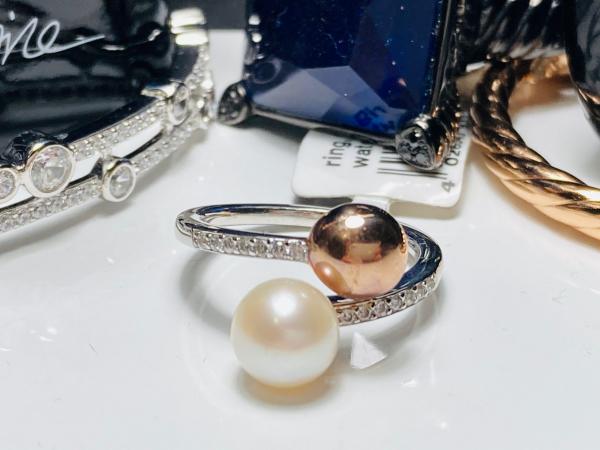 Viventy - Rose Gold and Pearl Twist Ring