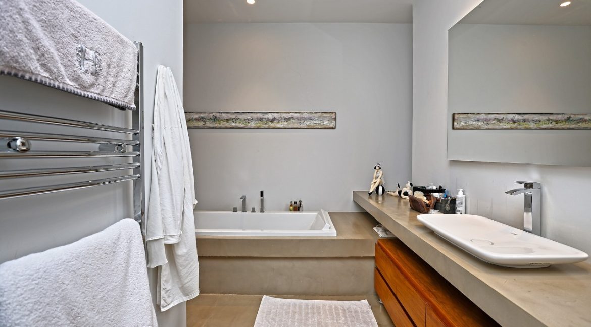 International properties 3 (26)