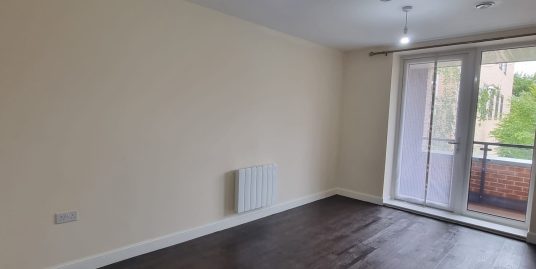 2 Bedroom Flat In Harrow