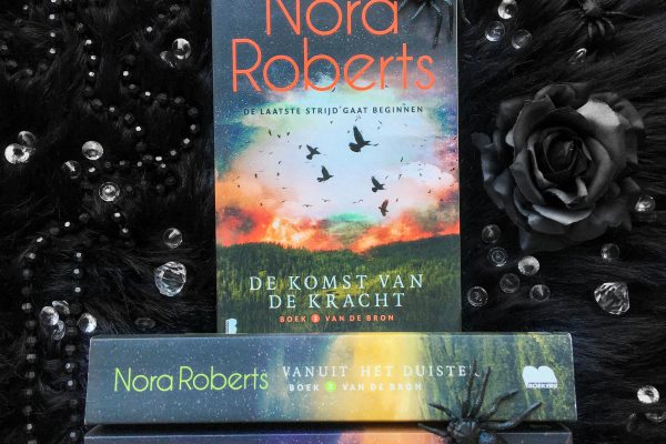 De komst van de kracht – Nora Roberts