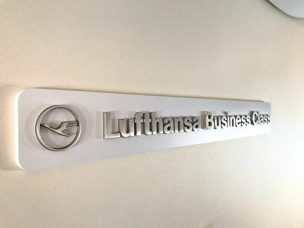 Elegant Lufthansa business class logo